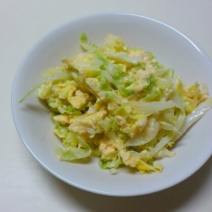 キャベツが余っていたので作ってみましたぁ～(*^^*)♪簡単に作れて、美味しいぃ～♪お腹大満足～(*´ω｀*)　ご馳走様でしたぁ～♪(^ー^)